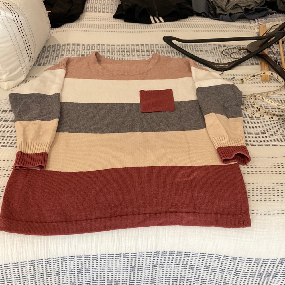 Crew neck sweater
